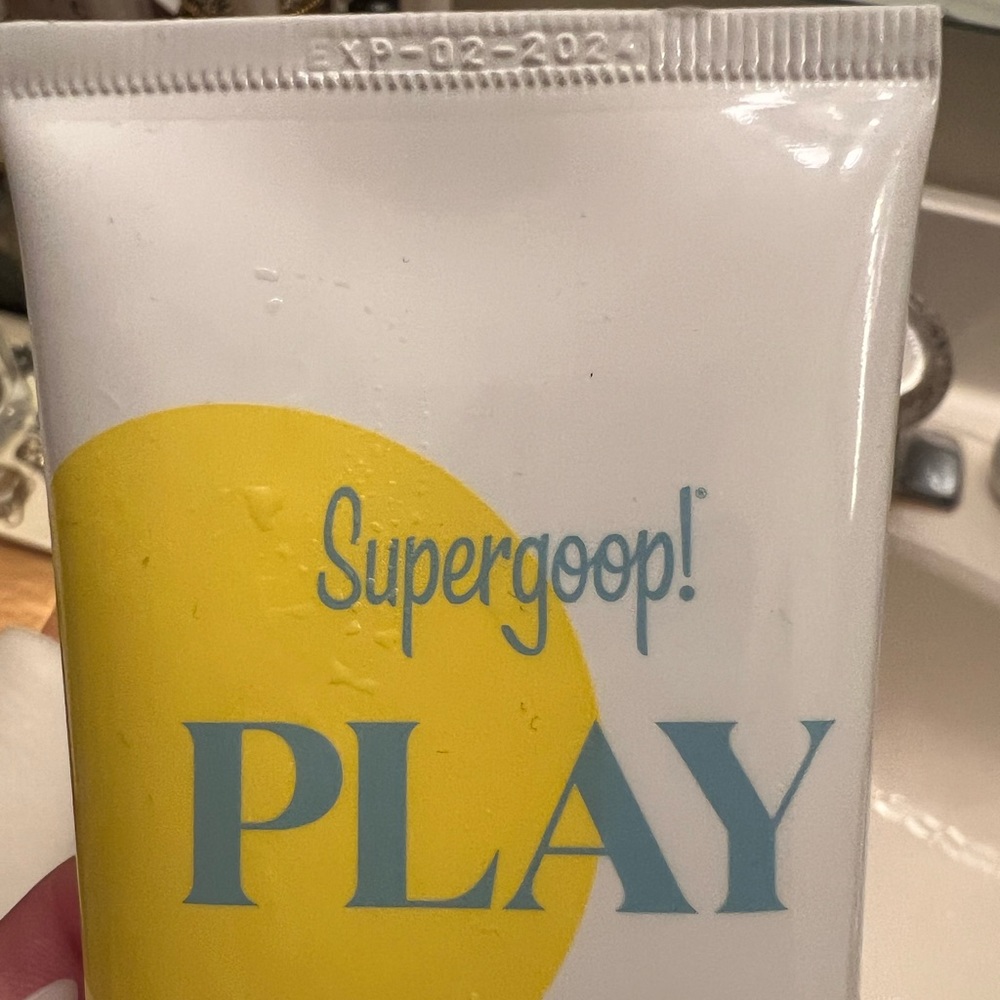 Supergoop! play 100% mineral sunscreen 2024 new tube spf 50 water resistant